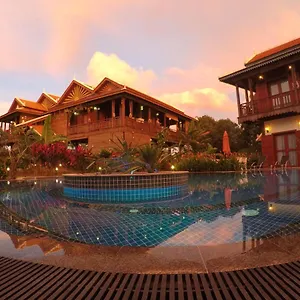 Resort Sunbird Garden