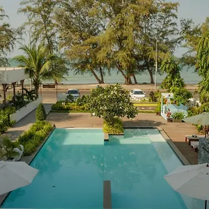 Resort Naiya Sea