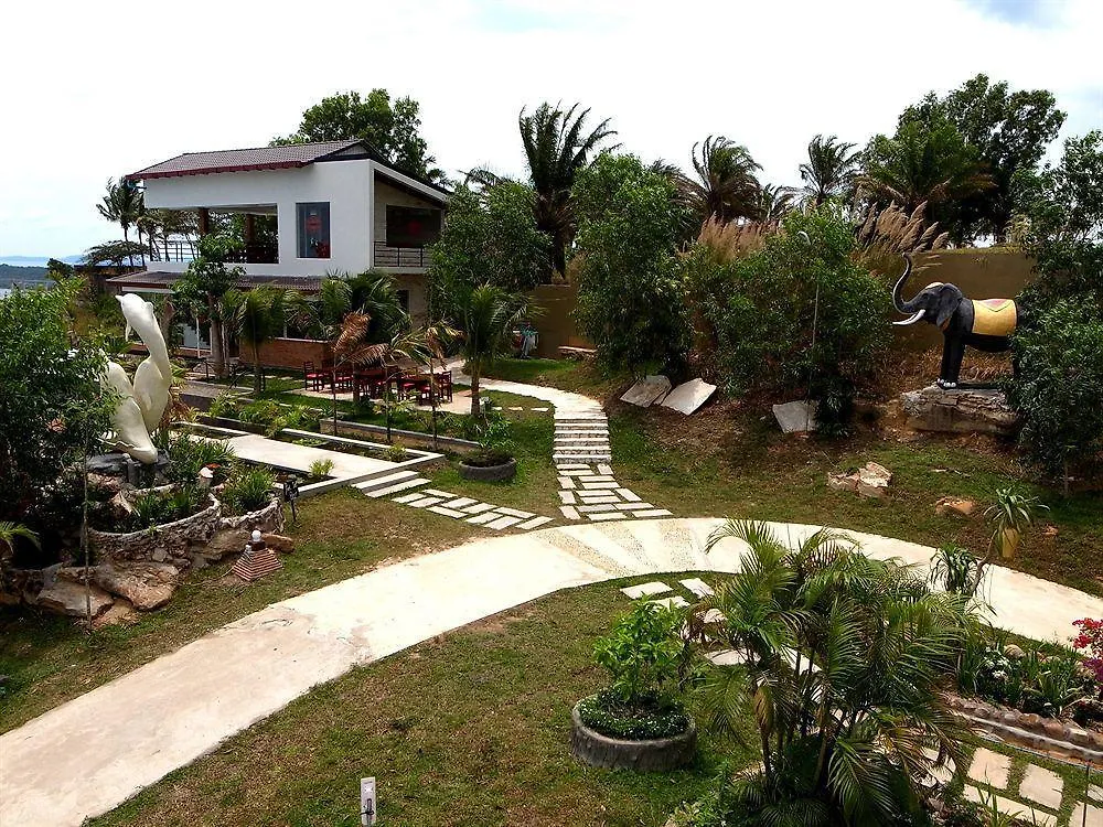 Resort Hotel & Spa Victory Castle Villa Sihanoukville